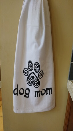 Kitchen Towels – Dog Mom