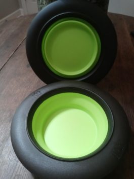 Sip and play (collapsible bowl)